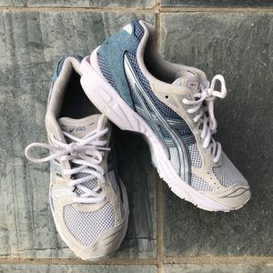 Vintage style ASICS Gel-Kayano 14